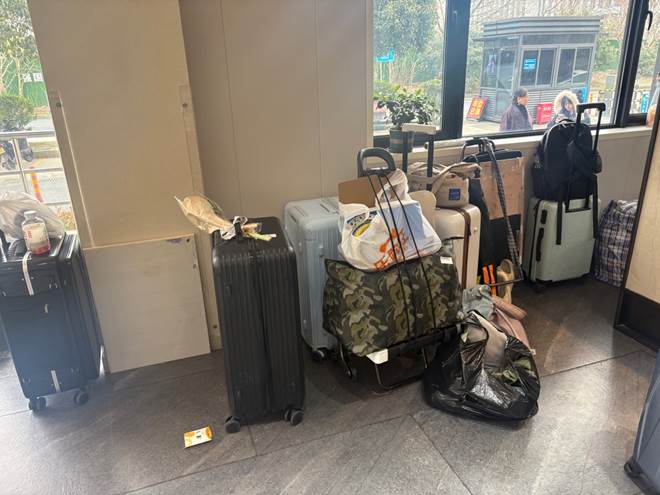 过去这个周末, 上万学子为“美院梦”奔赴杭州