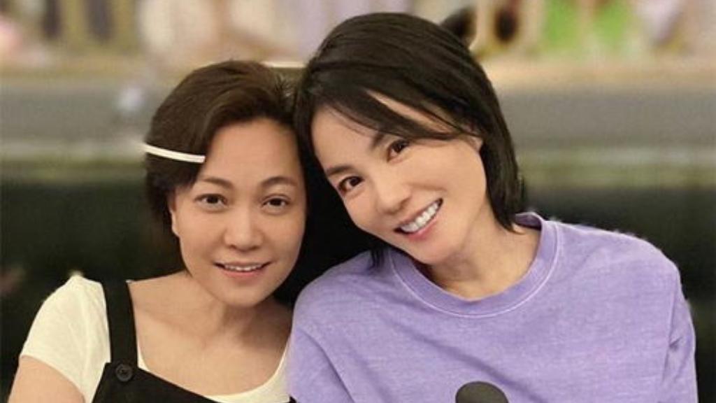 你知道吗？王菲刚在云南大理和两个女儿过完57岁生日，就带着李嫣从大理低调返京，机