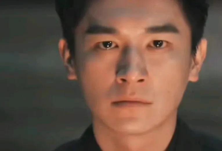 《狮城山海》中一身黑的杨旭文你怎么看这？只想说还是中郎将卢凌风吗？难怪就连导演