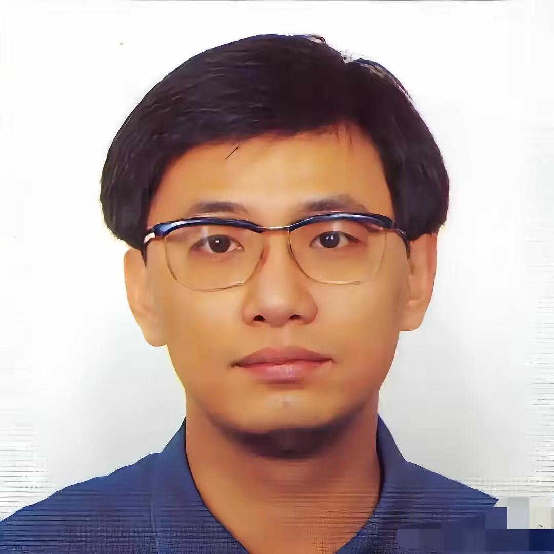 向太这人虽然平时叽叽喳喳但关键时刻说了句大实话王家卫之所以能有今天的地位，不