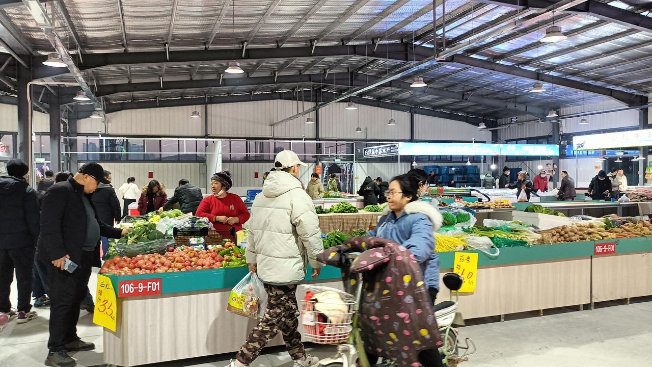 好消息，保定又新开了一家大型农贸市场！人间烟火气，尽聚刘守庙！12月6日，位