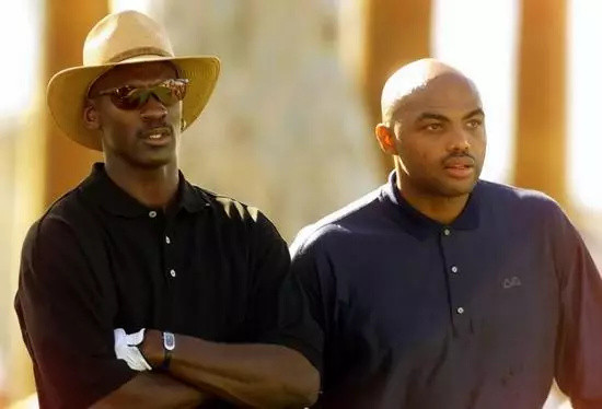 罗尼·奥沙利文_奥沙利文一年收入(3)