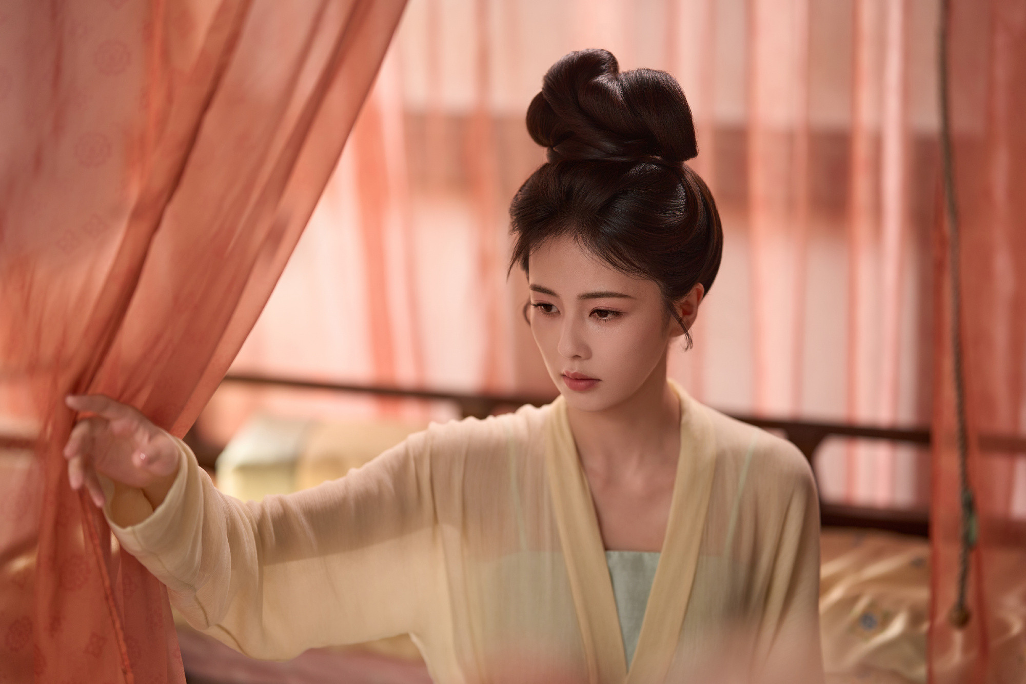 白鹿莫离🍐白鹿叶璃【官方】《莫离》白鹿相关海报1⃣️3⃣️饰演叶璃2026