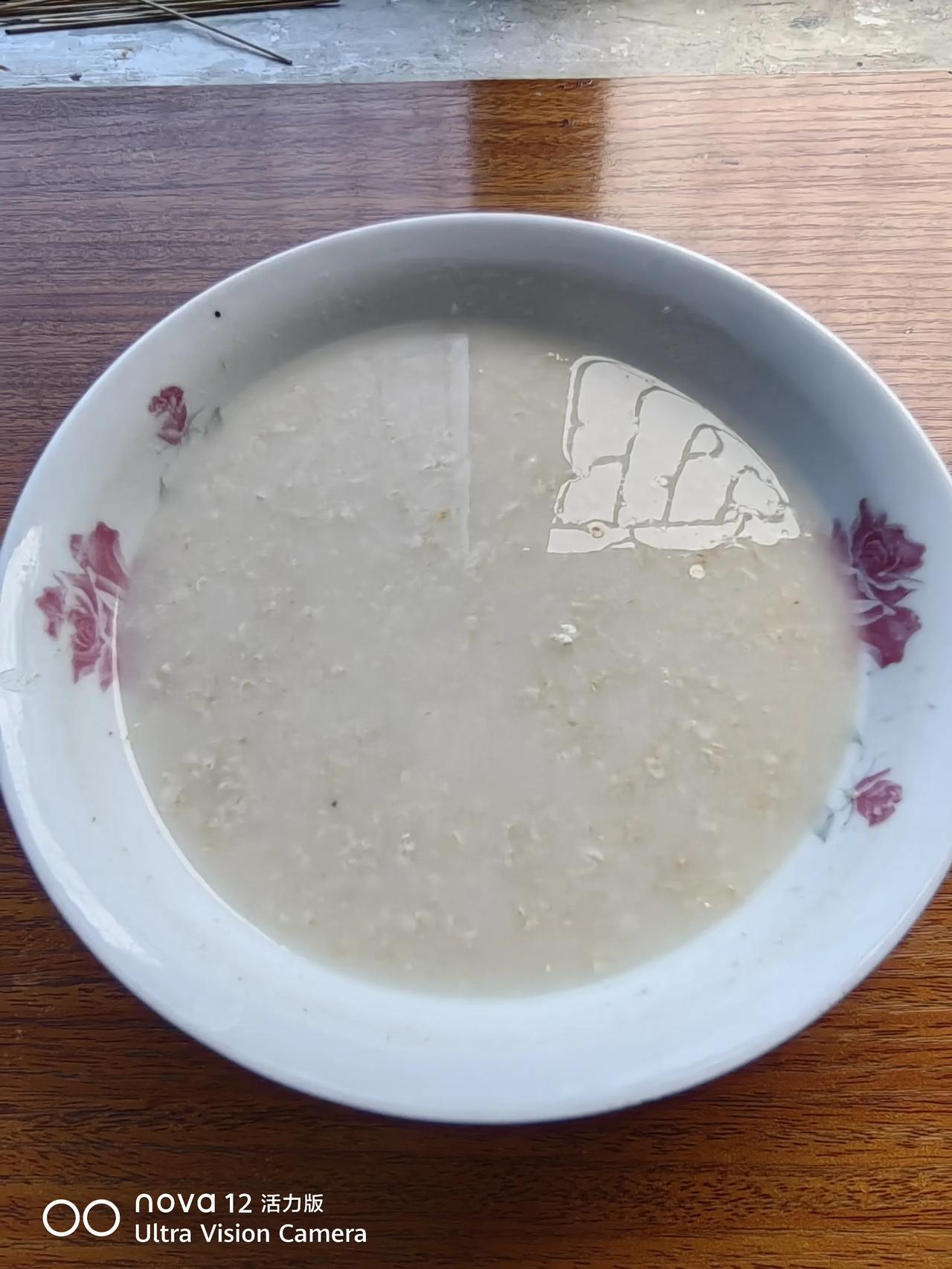 最好的早餐。最好的早餐是包子馒头，煮鸡蛋和一碗燕麦粥，或一杯牛奶。这就是最好的早