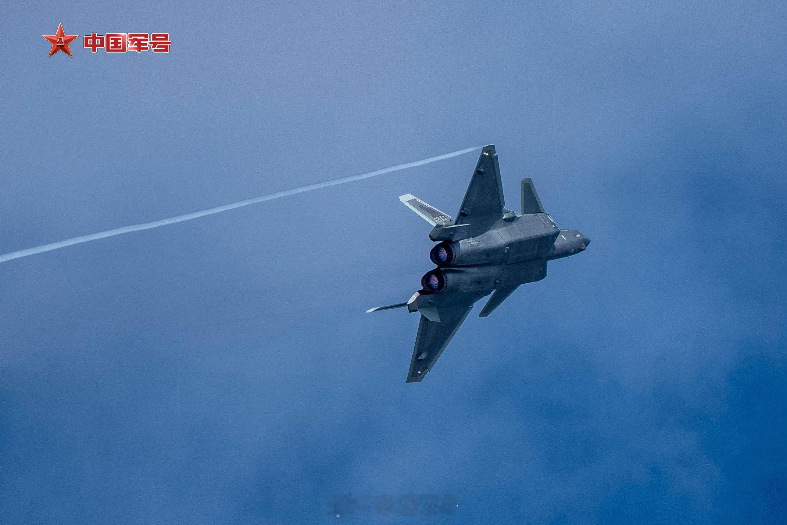 【惊喜不惊喜？又有机会看大大大大飞机了[大笑]】日前，参加2025空军航空开放活
