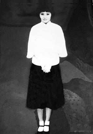 1931年厦门刑场上，怀胎八月的梁惠贞摘下手表塞给刽子手：“别打肚子，朝头开枪，