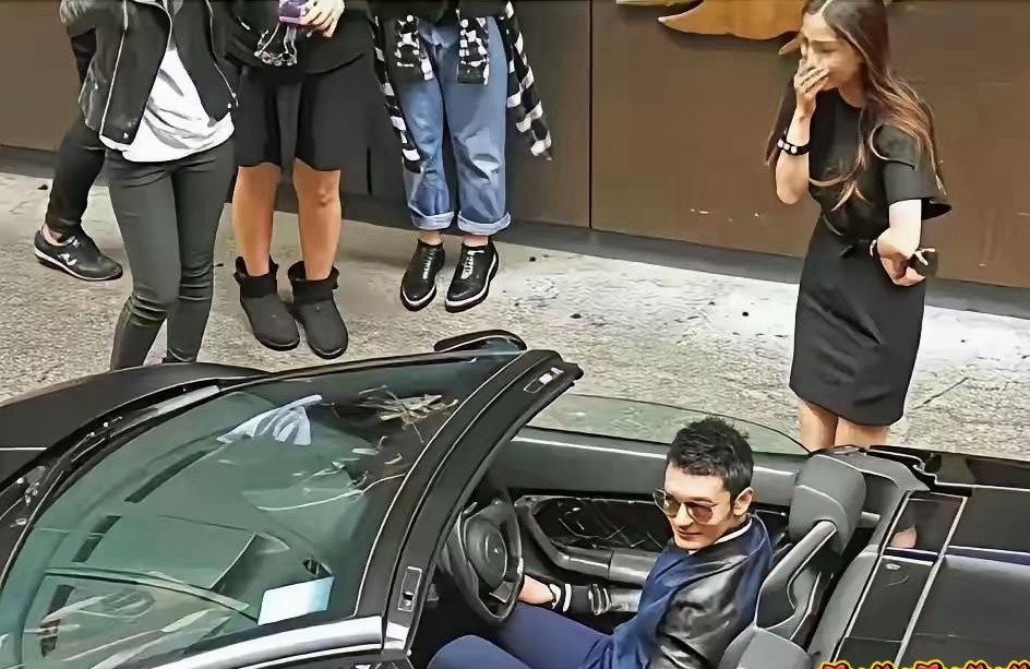 当年黄晓明送杨颖二手兰博基尼，她笑得像中了奖现在回头看，这哪是惊喜，分明是场流量