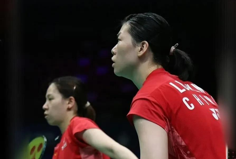 李怡婧/罗徐敏梦幻开局，对手被防得无奈，落后逆转太提气！6月6日