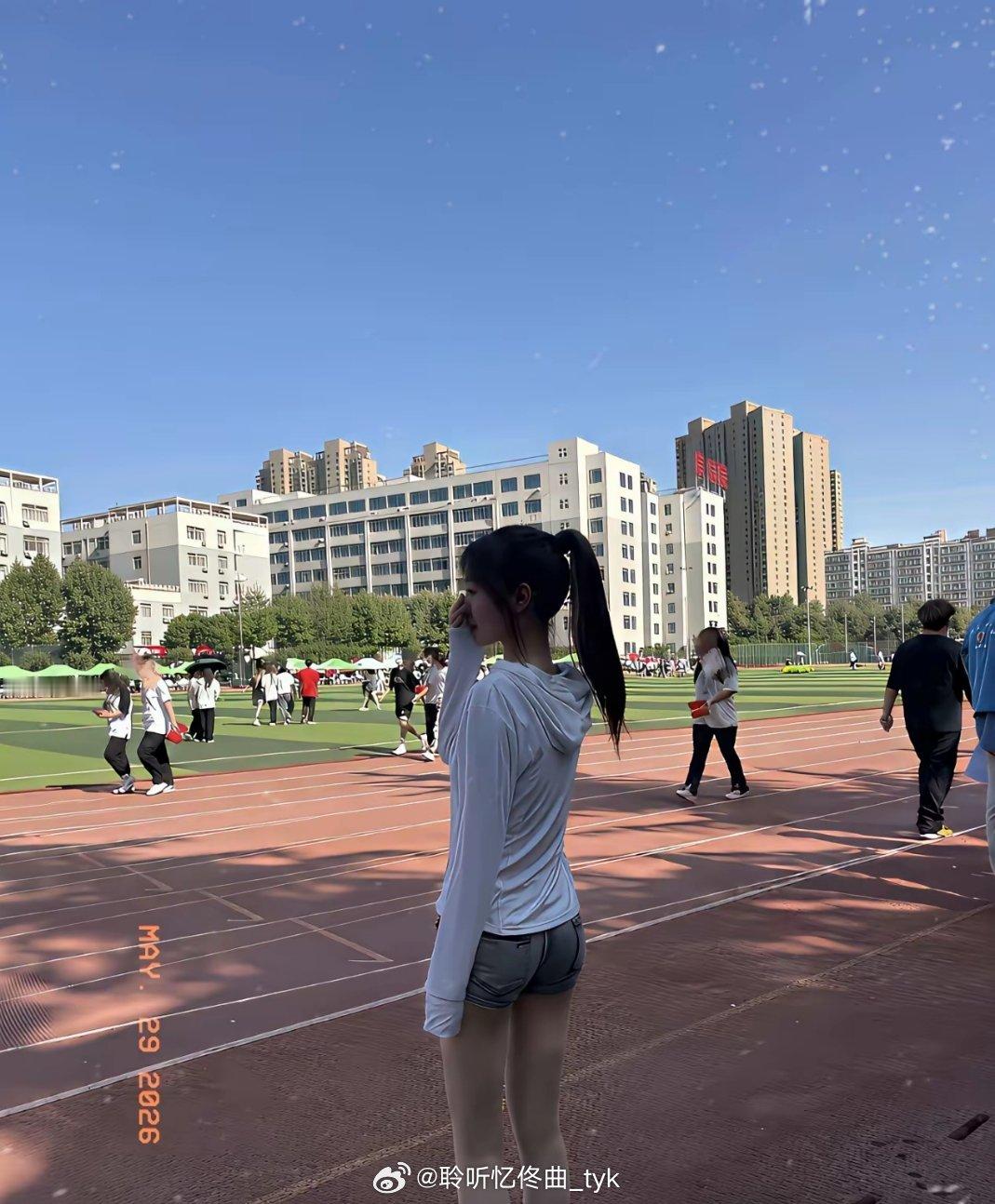大学真的会有这样的女生吗