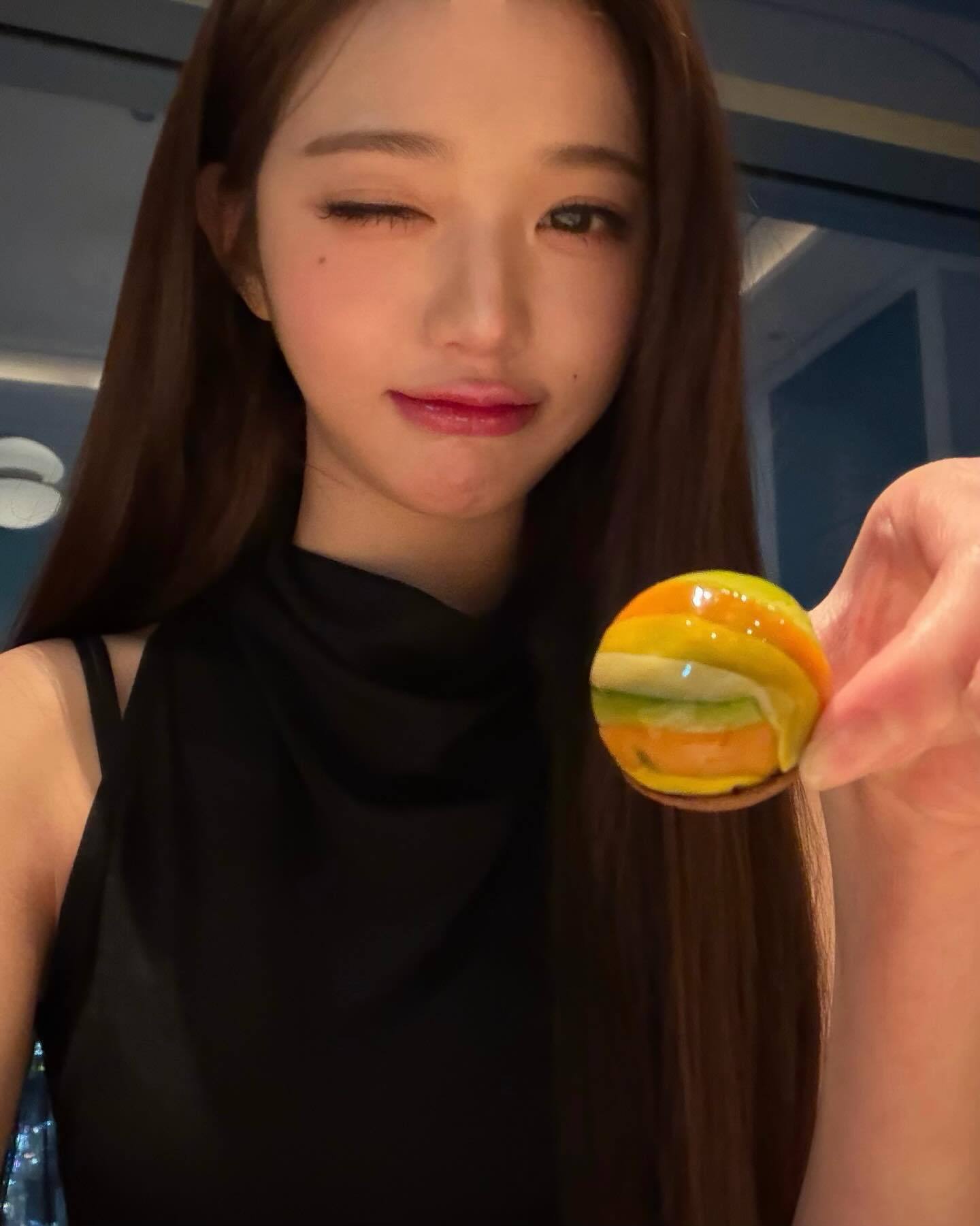 我靠图二我真被美得惊住了图六也神….长成张元英这样到底啥感觉💥