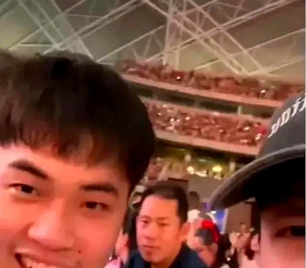林昀儒啊，长点心吧，交友需谨慎啊！去年新加坡大满贯那会儿，他陪着樊振东去