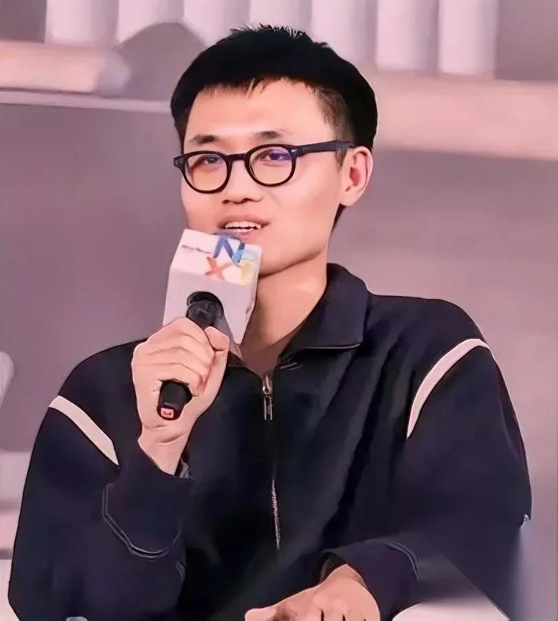 阿里P10突然离职！第二天就被谷歌盯上了仔细一看，竟是DeepMind负