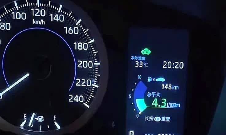 就目前来说纯电是特斯拉的天下，无论是智驾方面还是续航快充方面，永远都在跟特斯拉学