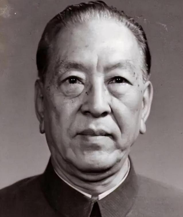 1969年5月，驻阿尔巴尼亚大使耿飚竟然发现中国援阿的大量化肥被随意堆放在田间地