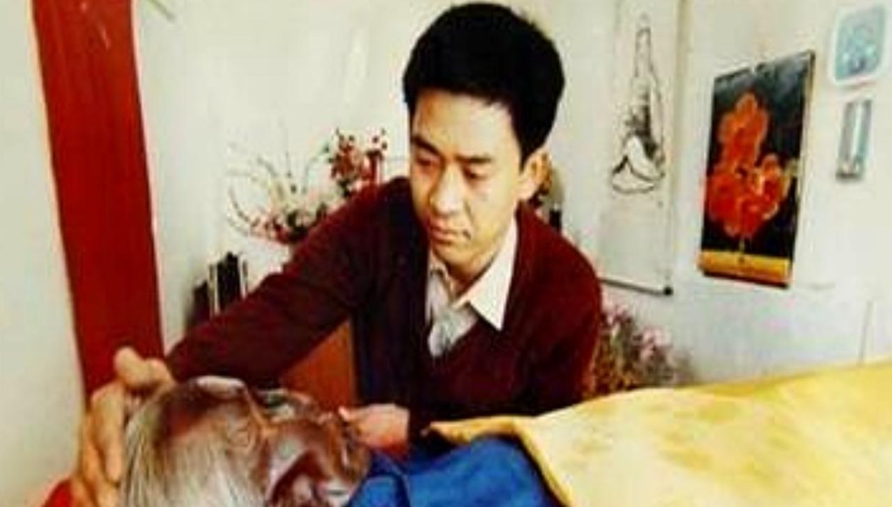 1992年，88岁老奶奶叮嘱孙子说道：我死后，一定要好好保存遗体，将来会出现奇迹
