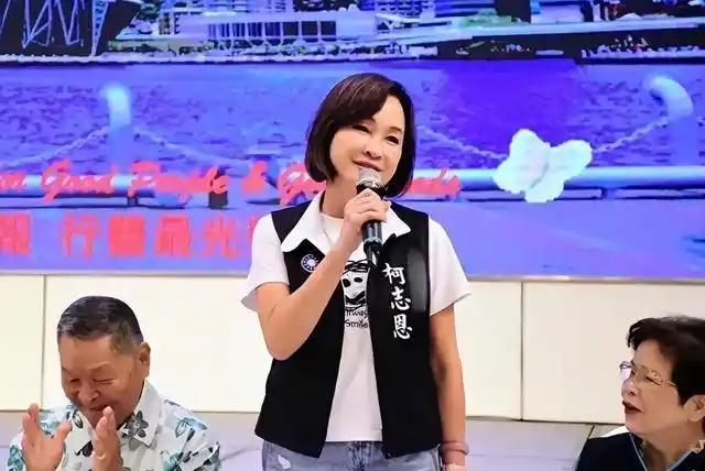 高雄选情惊天逆转！民调两极分化，蓝营翻盘机会终于来了最新高雄市长选情出现戏剧