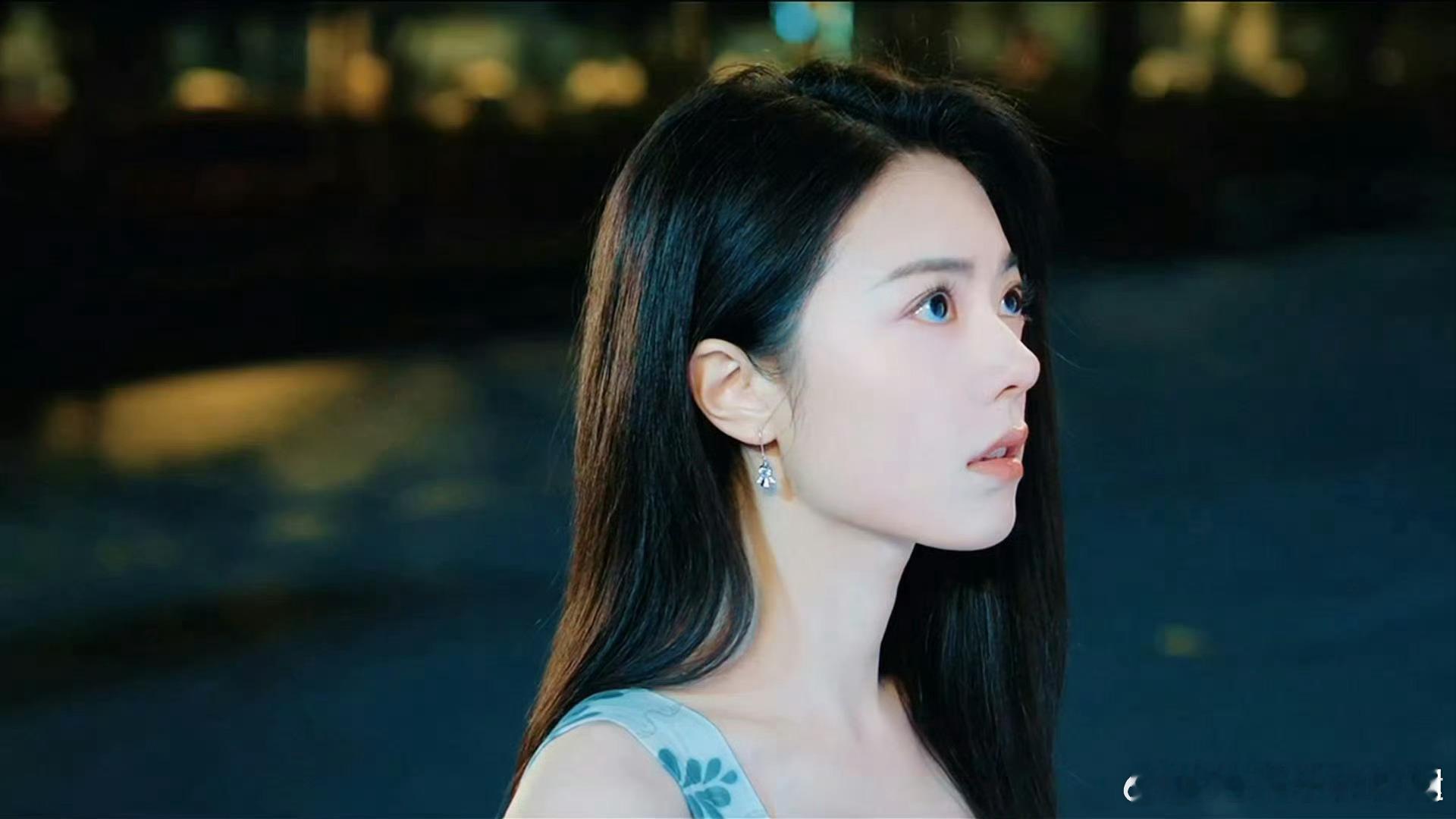 赵今麦新剧眼泪是无声的辩白骄阳似我被误解时的倔强，被喜欢的人质疑时的失落，都被