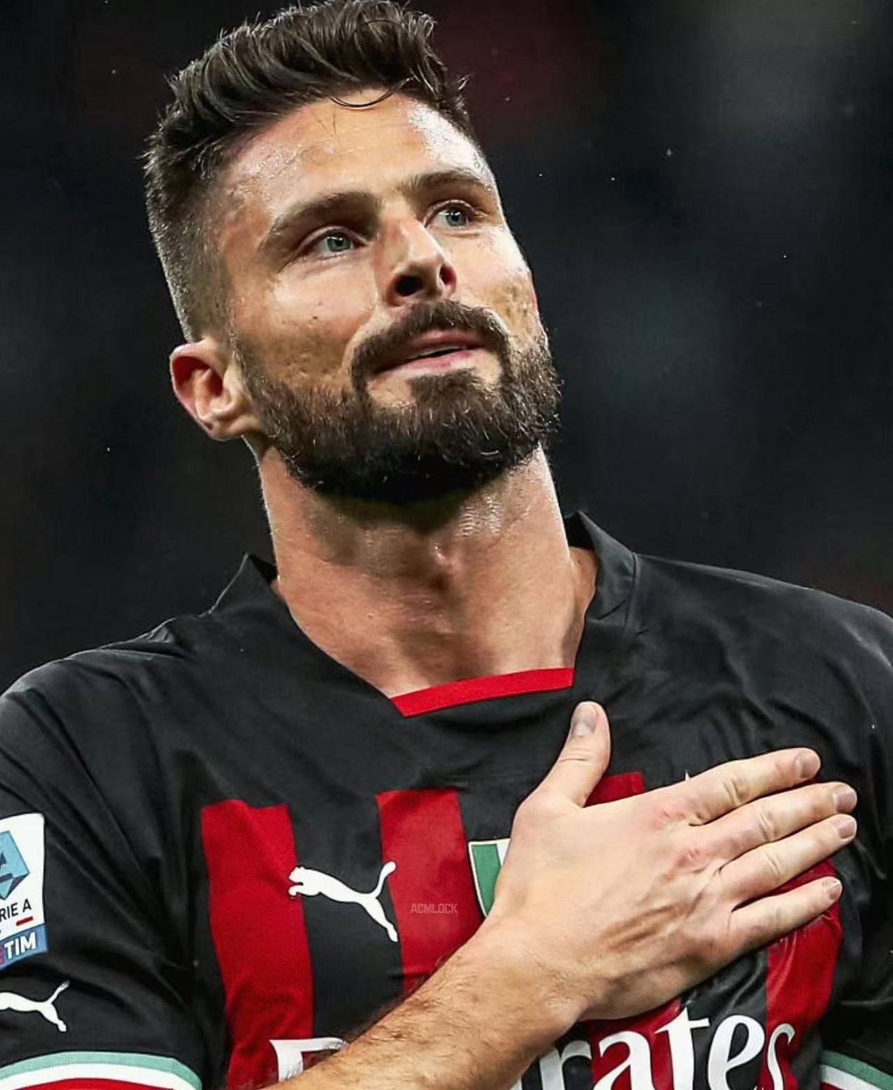 吉鲁+伊布，大于菲尔+西门+恩昆库！米兰这个赛季锋线太差，说明两个问题，第一是