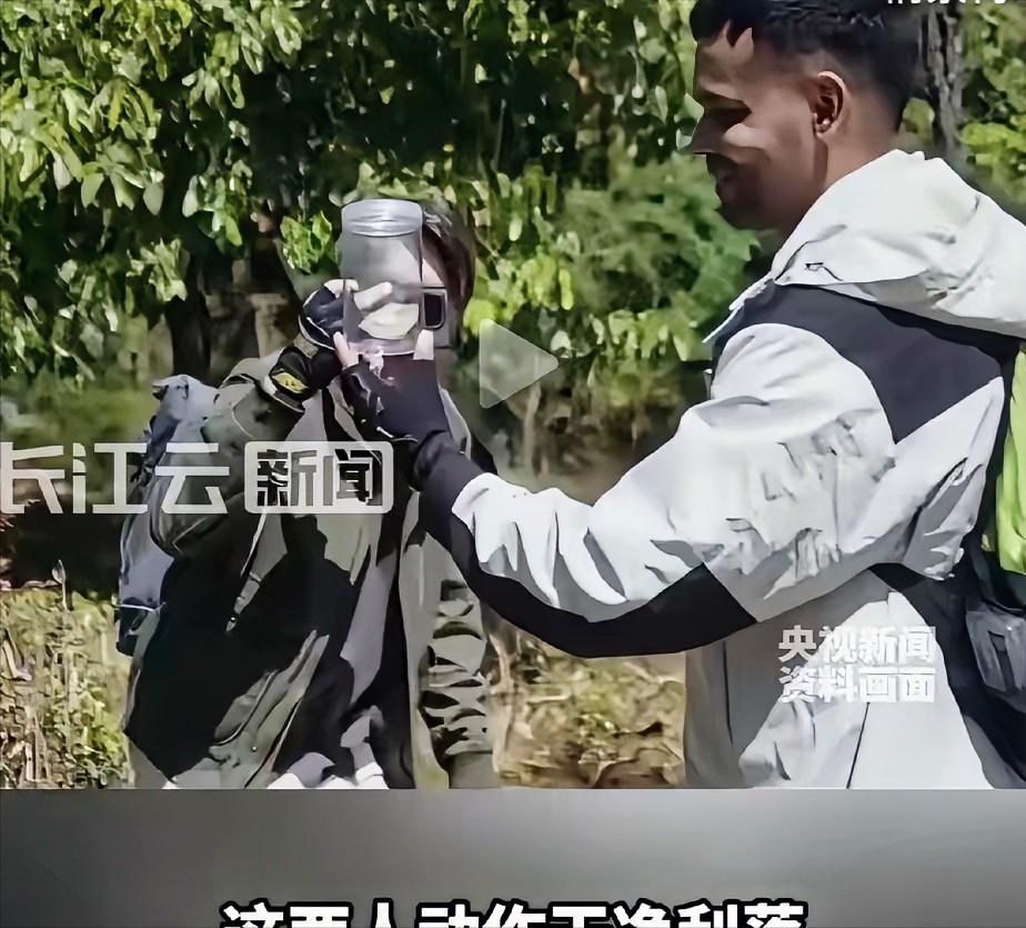 “立了大功”！武汉，一钓鱼佬郊外野钓，嫌2个老外一直在旁边吵，害他钓不到鱼，于是