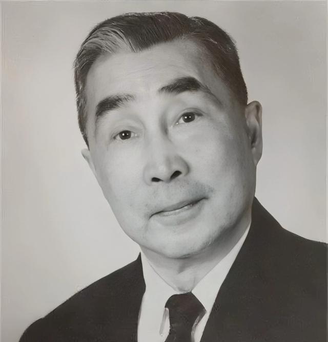 民国历史上唯一离婚后“逆天”的女人：李鸿章的侄孙女李国秦。李国秦是李鸿章大哥李瀚