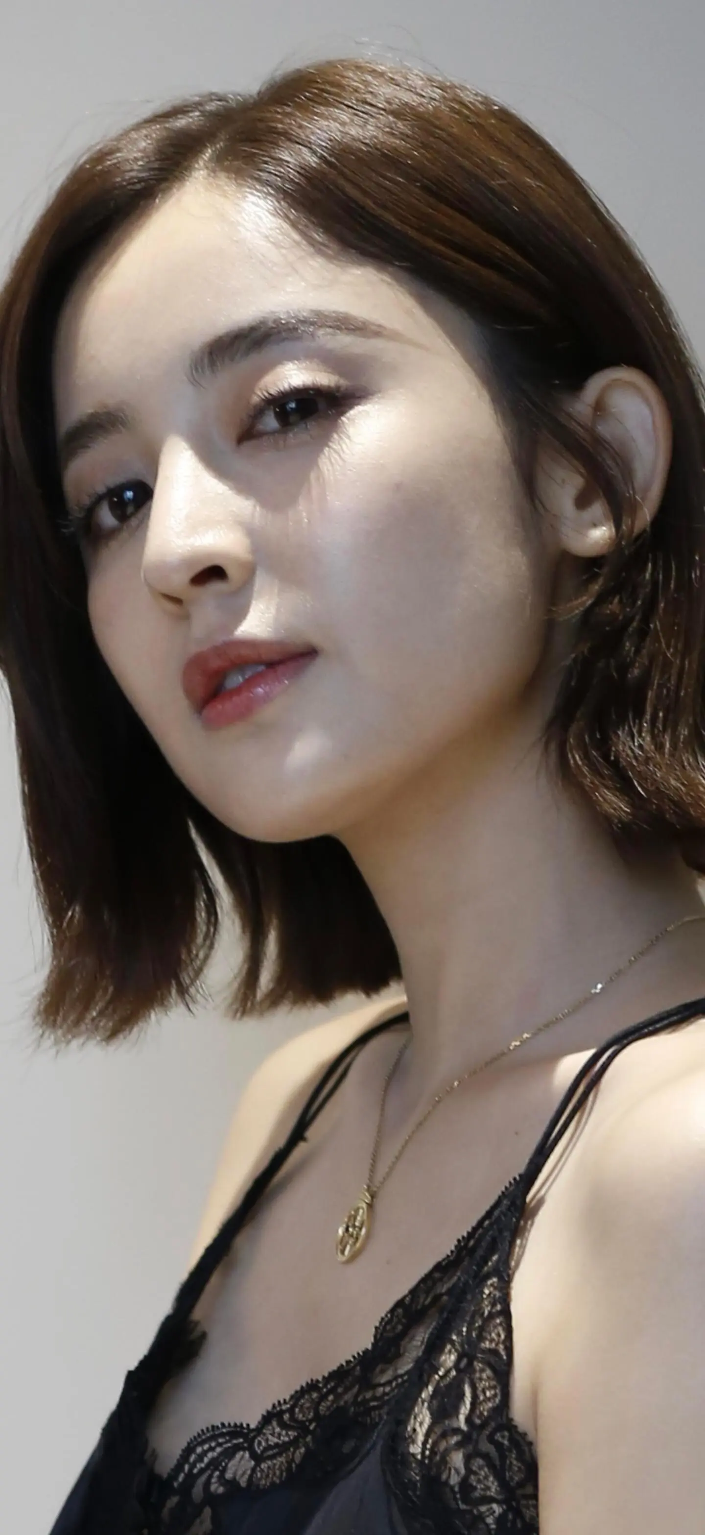 古力娜扎早期写真生图怼脸拍。