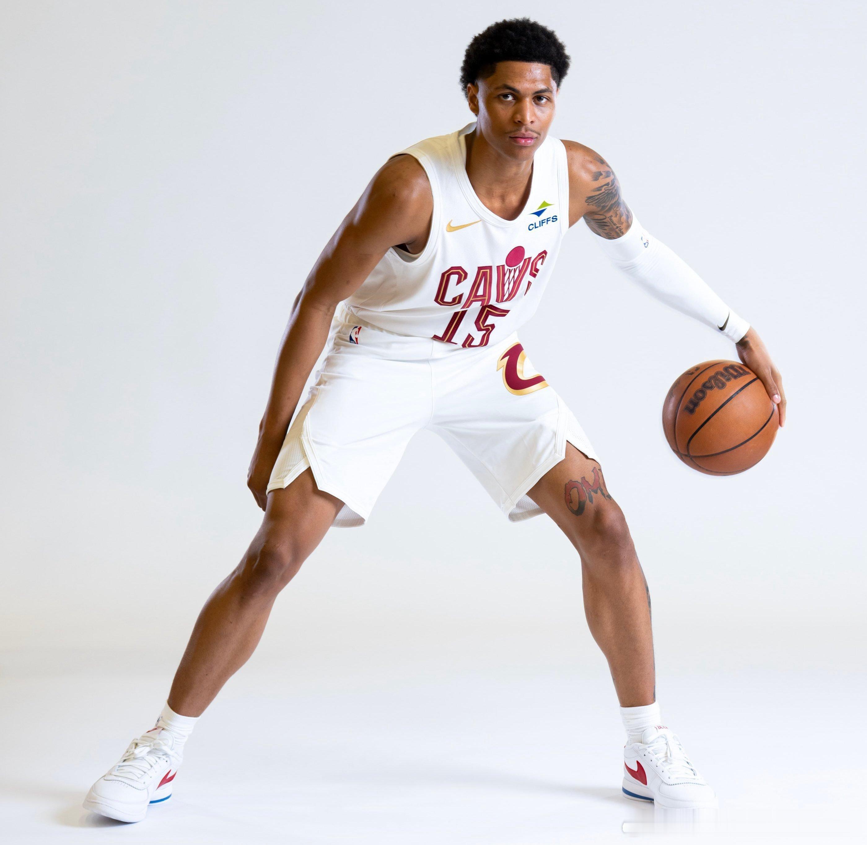 克利夫兰骑士克利夫兰骑士露天看台给每支NBA球队的休赛期操作都打了分?