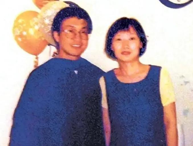 2006年7月的一个深夜，多伦多一名华人从高架桥跳下，当场死亡。他叫蒋国兵，曾是