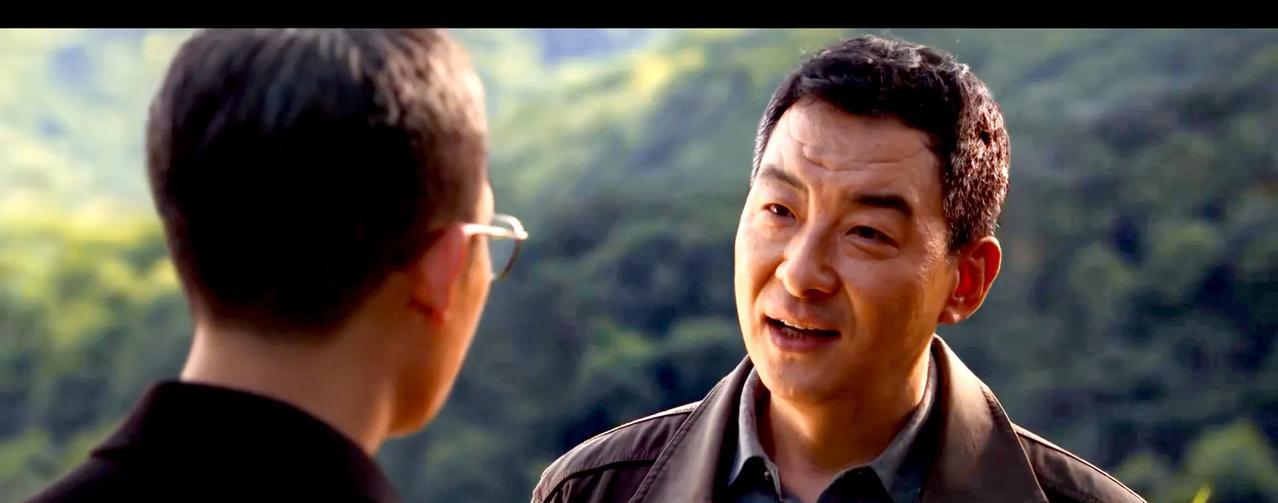 《以法之名》大结局，谢鸿飞最让人意外，孙飞零口供，秦峰牺牲。海东省政协副主席江