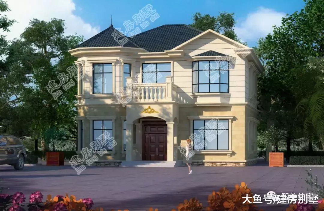 外观极相似的两栋自建房, 配多边形窗和飘窗, 主体25万