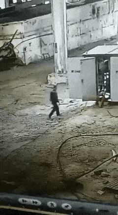 哦豁，这都能平安无事，我是万万不相信的。