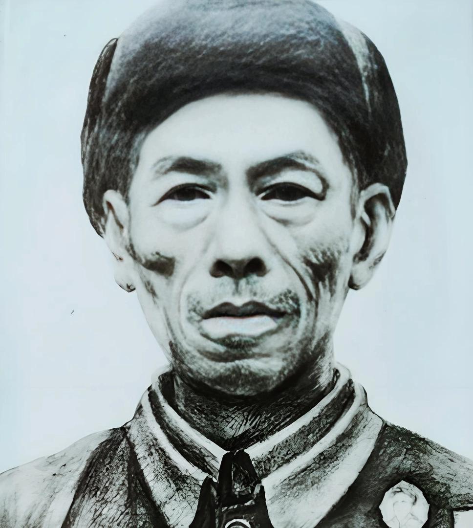 朝鲜战争中，一名美军大官到上甘岭视察，当他对着志愿军阵地指手画脚时，突然，“嘭”