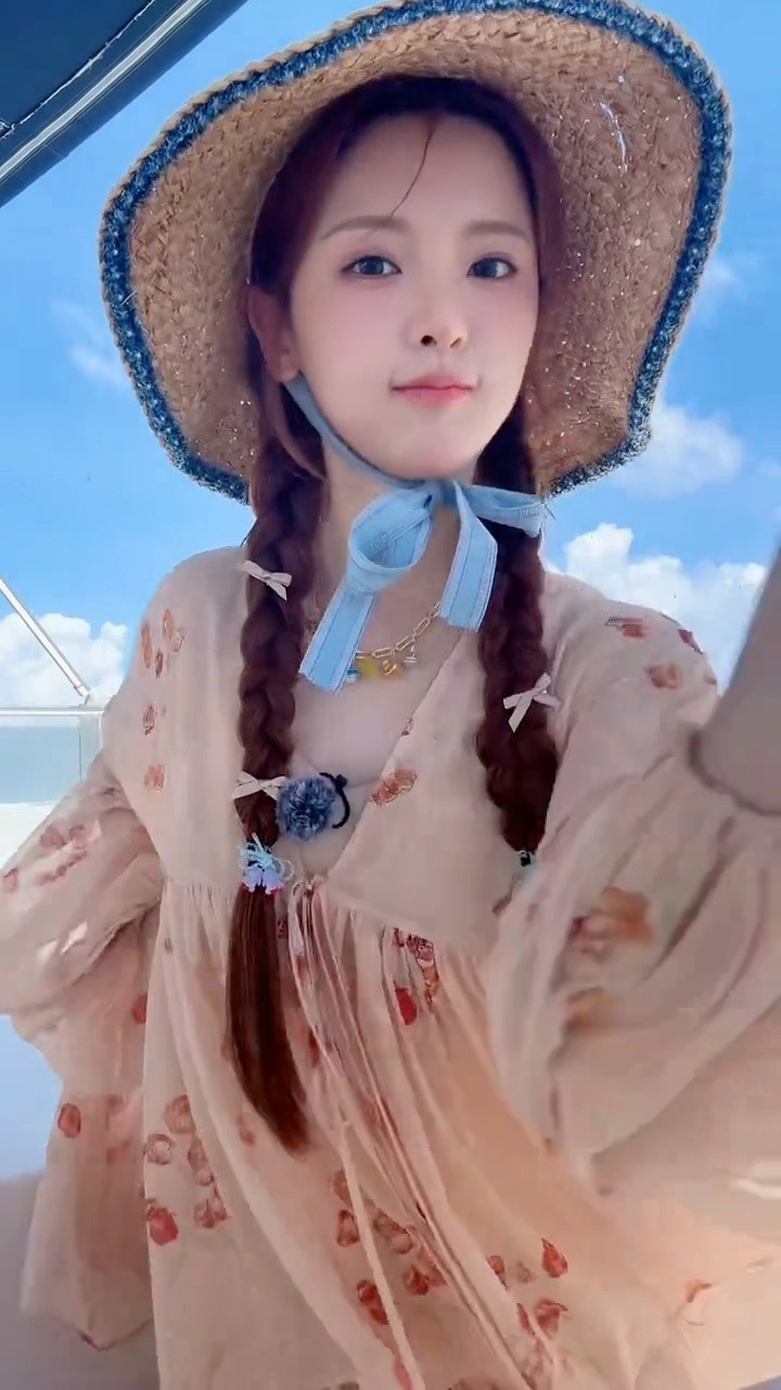 消消气，给坏蛋们一巴掌。​​​