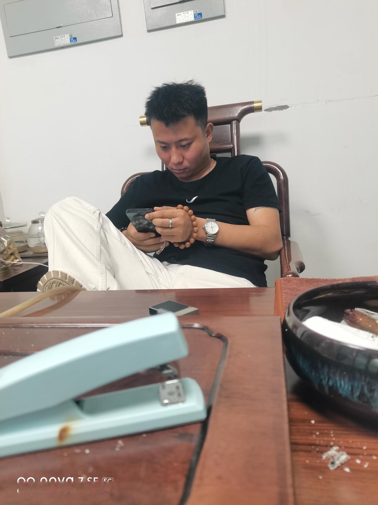 西安（众驰城配）这个公司，又骗了好几个司机师傅，又是交押金6000块钱，