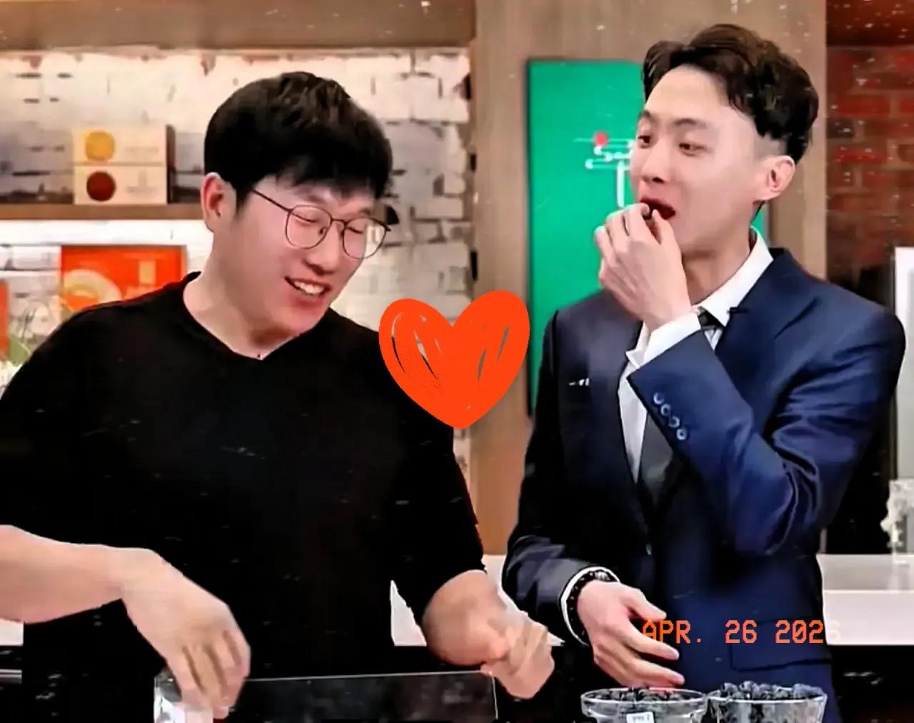 深耕直播运营五年的业内人直言，东方甄选此番风波，根源不在主播层面，核心是内部