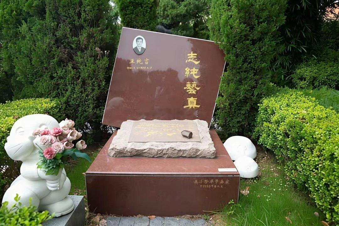 大白兔奶糖的糖纸设计突然在推特上火了一夜之间引来百万老外围观称赞