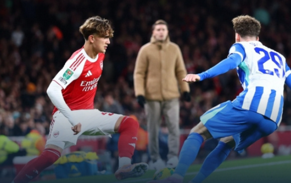 联赛杯第四轮阿森纳迎战布莱顿的比赛在酋长球场进行。上半场梅里诺抽射造险，凯帕