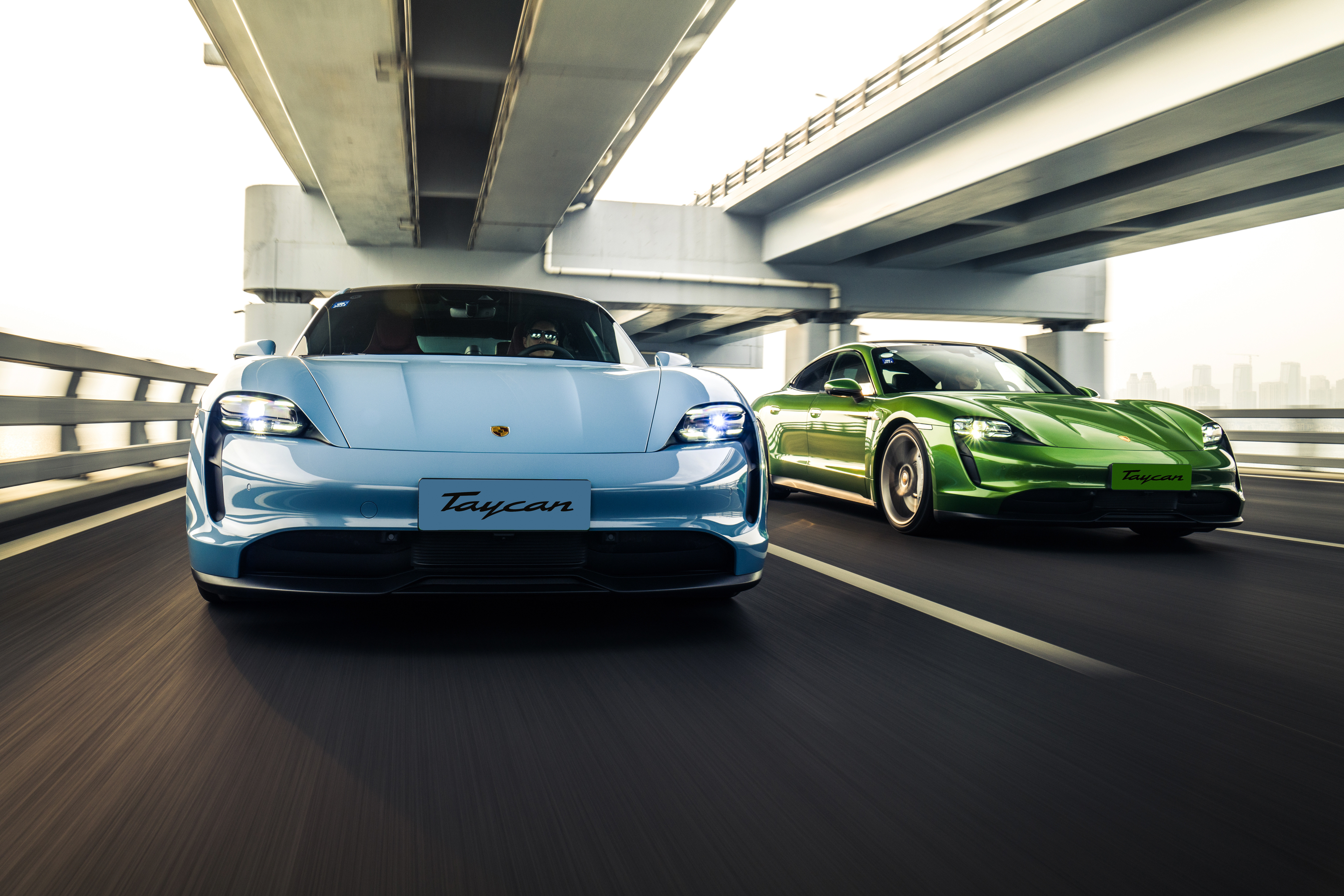 这10年前的设计……至今还在被致敬保时捷Taycan北京