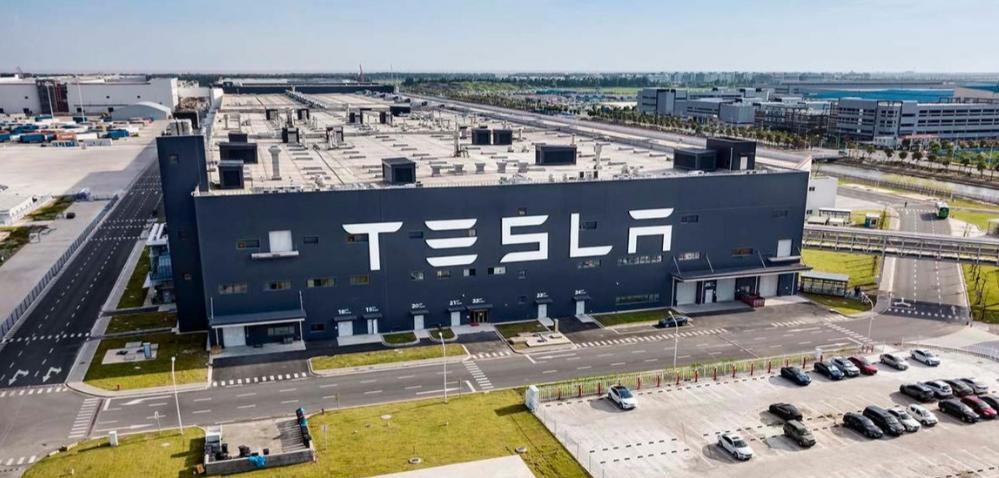 19年，特斯拉在我国卖了4.78万辆。20年，特斯拉在我国卖了14.79万辆。