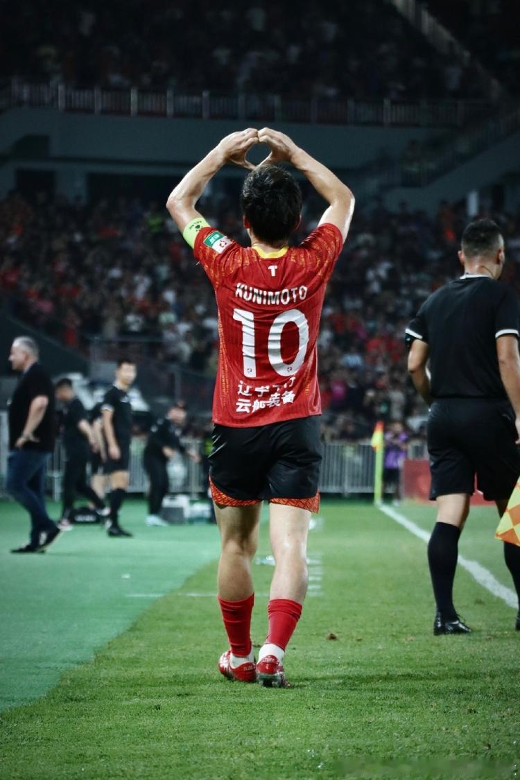 辽宁铁人的中场核心谈判落幕，人，走了！延边龙鼎官宣，前辽宁铁人的中场核心邦本