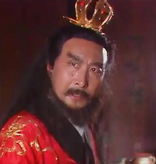 他是央视86《西游记》的大功臣，也是“蜈蚣精”的扮演者:李鸿昌老师。如果没有他