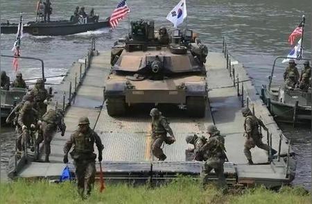 中国到底怕不怕美国？不用怀疑，我们真的害怕美国。7月30日，夏威夷附近海域依旧热