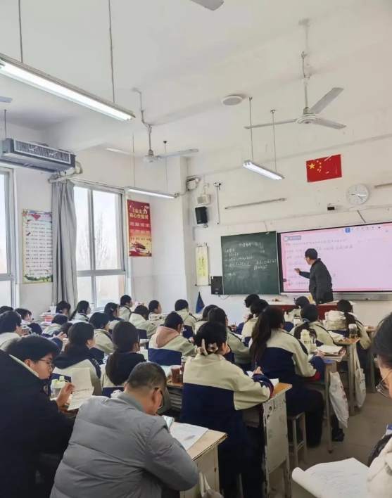 高中这10个方面，对孩子的影响太大了，要及早告知：1、在学校，一定不要随意结