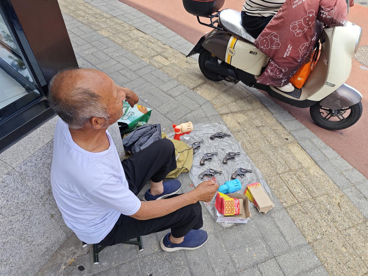 7月中旬，又到了国企机关半年总结的日子！想起刘震云的一本书名，一句顶一万句。