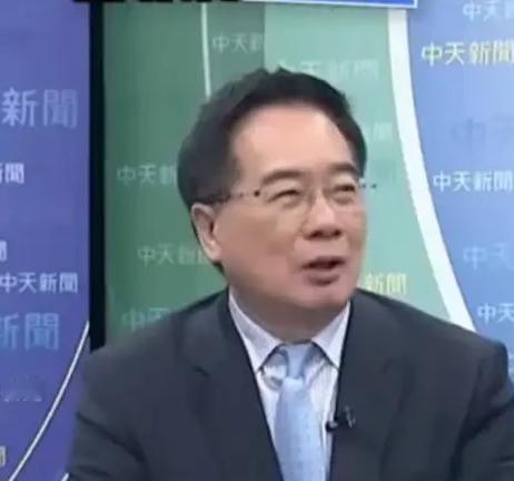 对岸的台湾女飞行员郭文静曾称：只要长官敢下令，我将毫不犹豫地击落歼20！我想说，