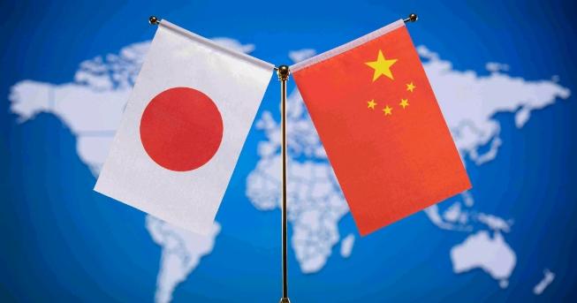 美国媒体公开对中日对峙做出评价！基于如今高市早苗再一次坐稳日本首相一职，中国对日