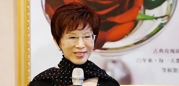 中国大陆要清醒了，台湾只要有马英九，朱立伦，洪秀柱，想实现和平统一，有点难，这三