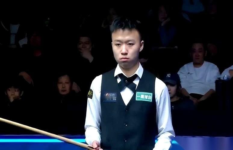 我看完江俊4:3干掉塞尔比，脑子里就俩字：离谱。赢是赢了，但过程看得我抓心挠肝