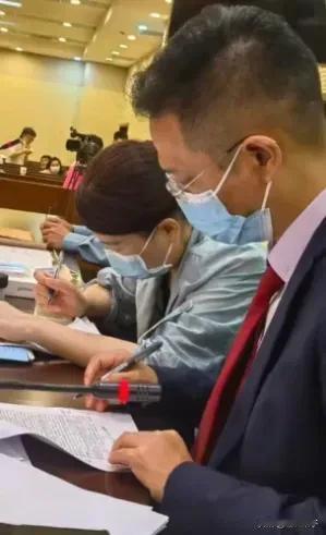 大娘S鸭子嘴硬！否认T娃还倒打许妈一耙，声称许妈“三先”机会性大，自己后生