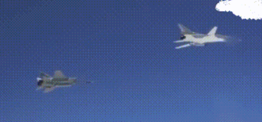俄空天军放出了一个比较完整的“匕首”高超音速导弹的发射过程，可以看出米格-31截