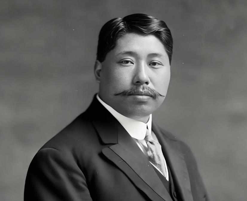 黄兴半辈子都在打败仗，为啥还能被称为“民国战神”？对于这个问题，有一位网友形容